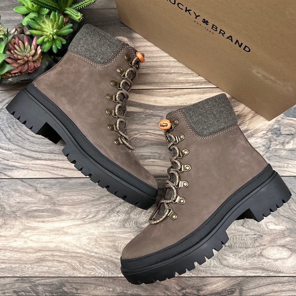 NIB Lucky Brand Eavan Lace Up Combat Boots Falcon Milled Nubuck Leather 8M - Picture 2 of 12